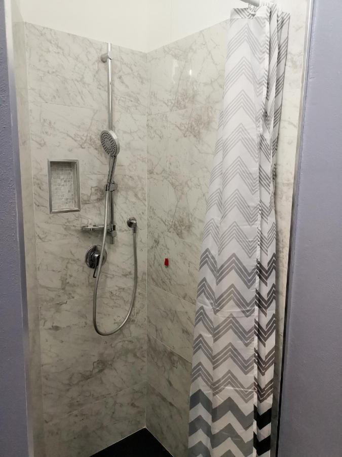 קליארי Entos Suite מראה חיצוני תמונה