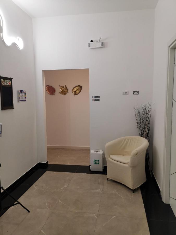 קליארי Entos Suite מראה חיצוני תמונה